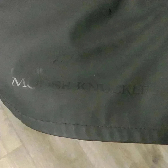 Moose knuckles  rain jacket - Picture 6 of 8